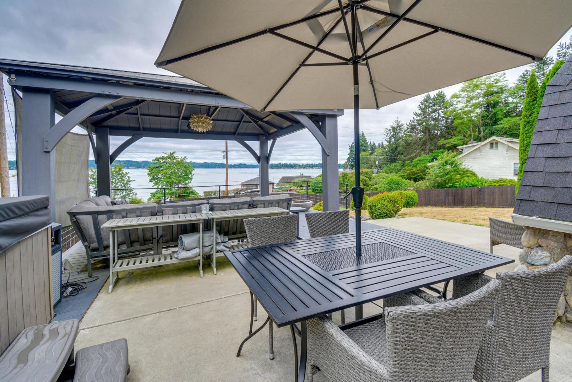 Puget Sound Cabin With Hot Tub And Water Views! بريميرتون المظهر الخارجي الصورة